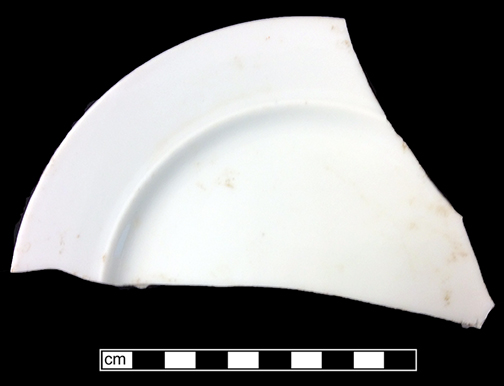 Continental European hard paste porcelain plate with gold gilt rim. Rim diameter: 6.25&rdquo;, from 18BC27, Feature 30.